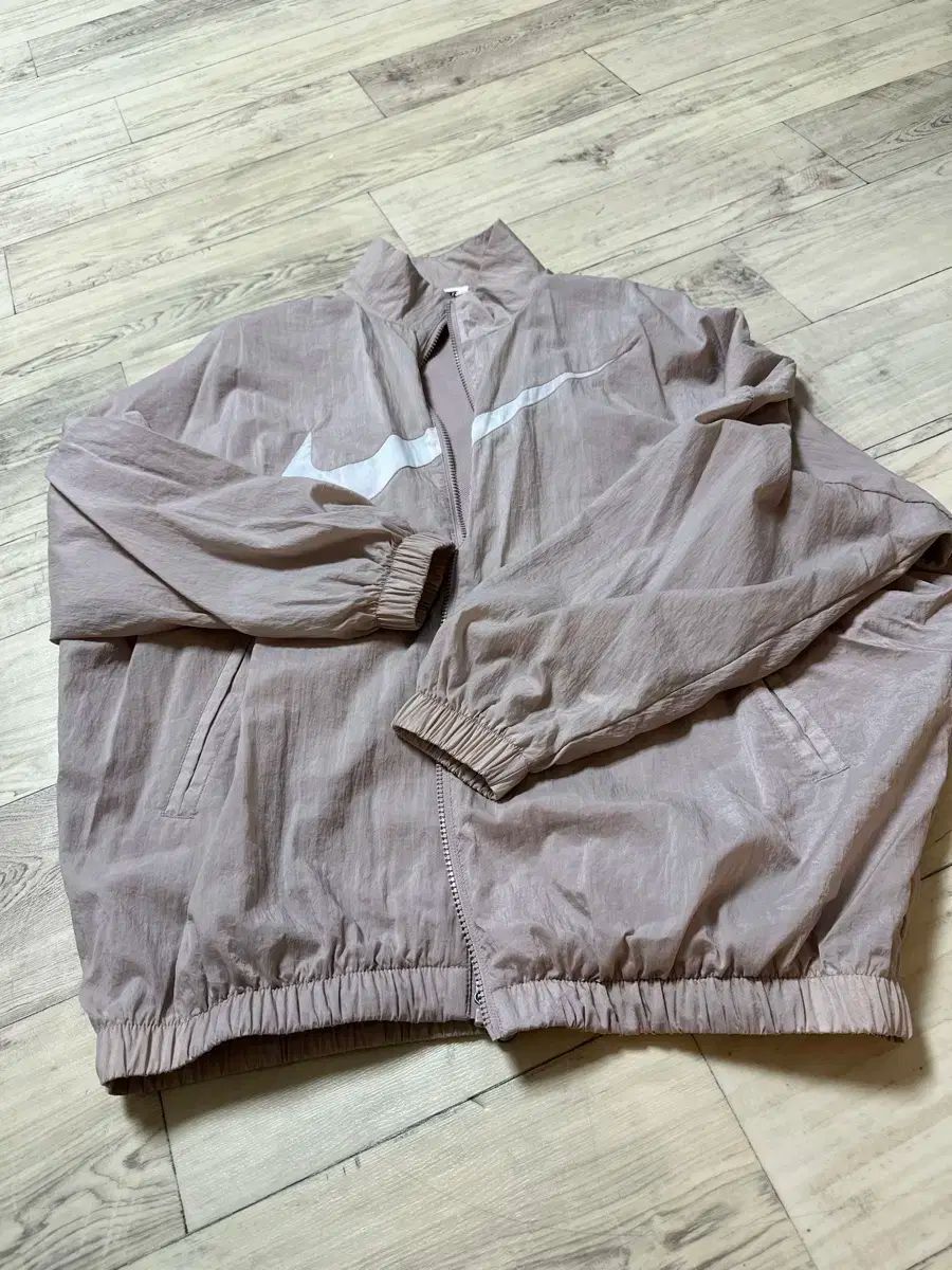 エッセンシャル