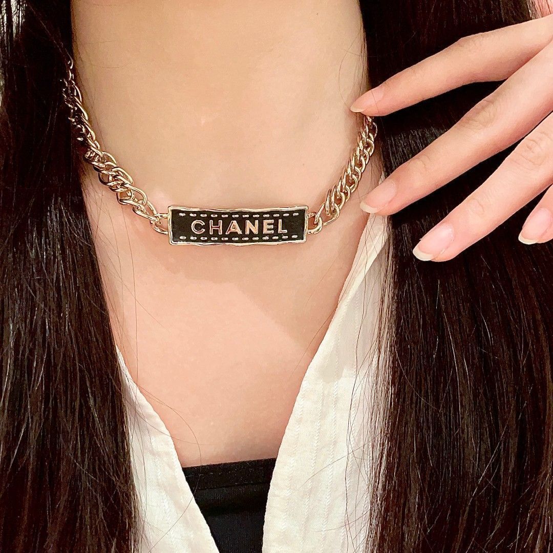 今日特価】CHANEL シャネル 中古 アルファベットネックレス 送料