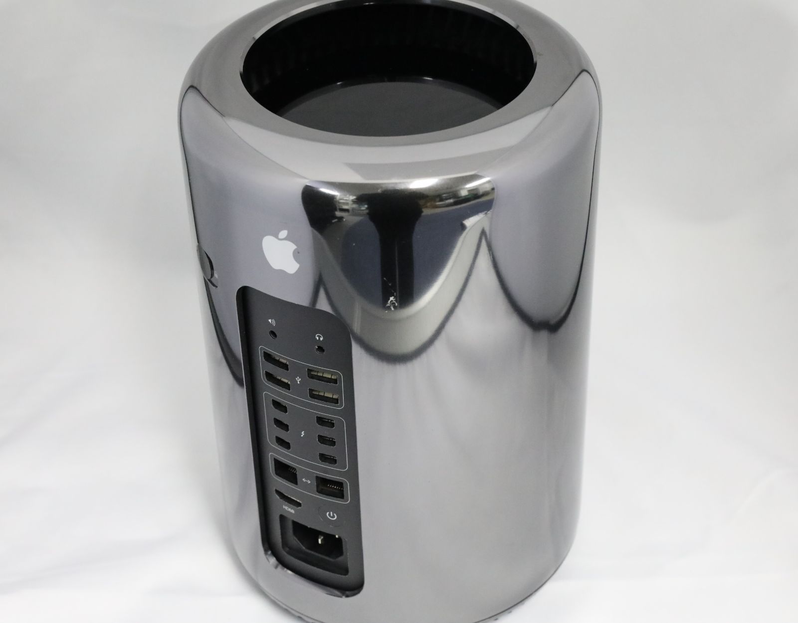 MacPro MD878J/A（カスタマイズ）メモリ32G/SSD512G パソコン Apple