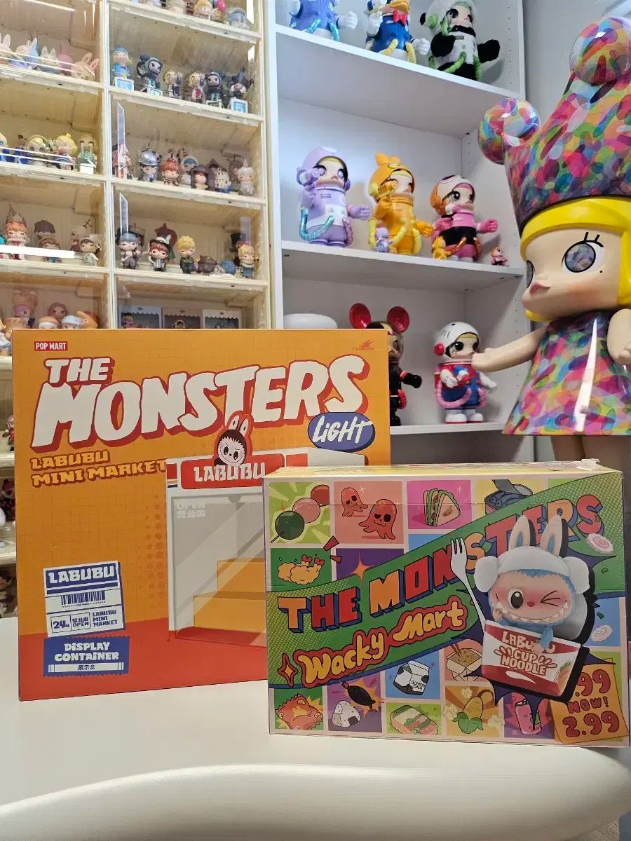 POP MARTラブブ コンテナ Display Container POPMART ラブブ コンテナ