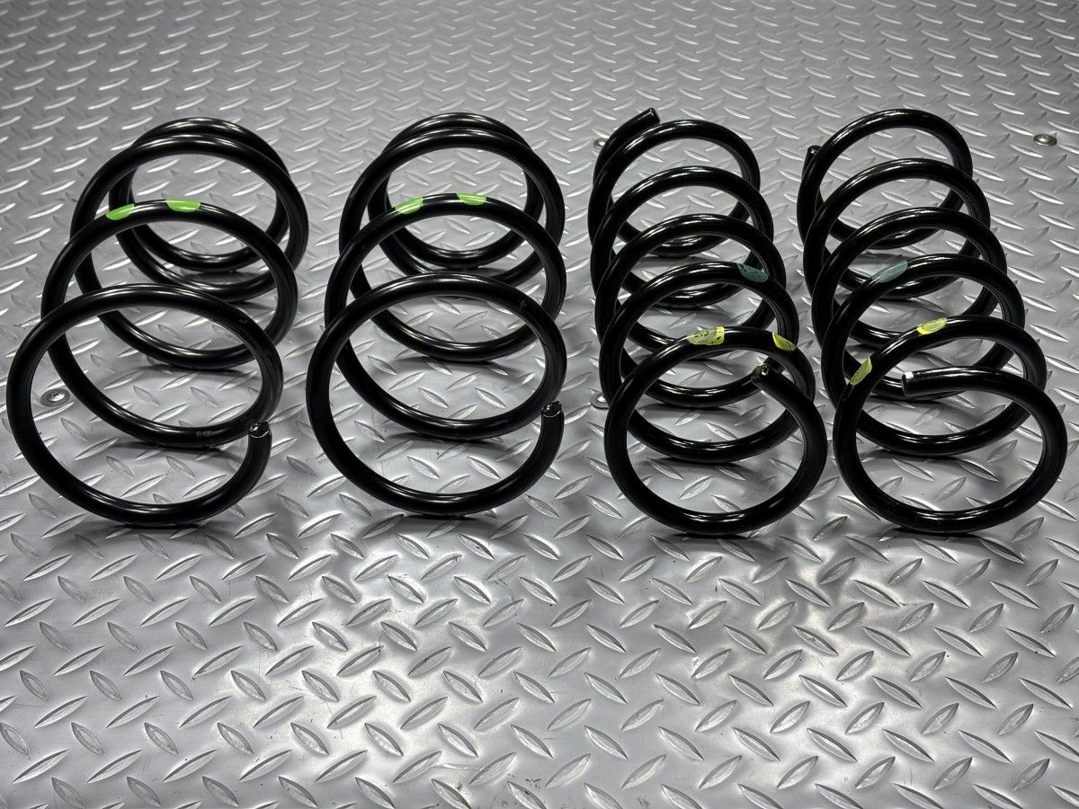 送料無料【新車外し】DA17W スズキ エブリイワゴン 純正 スプリング 1