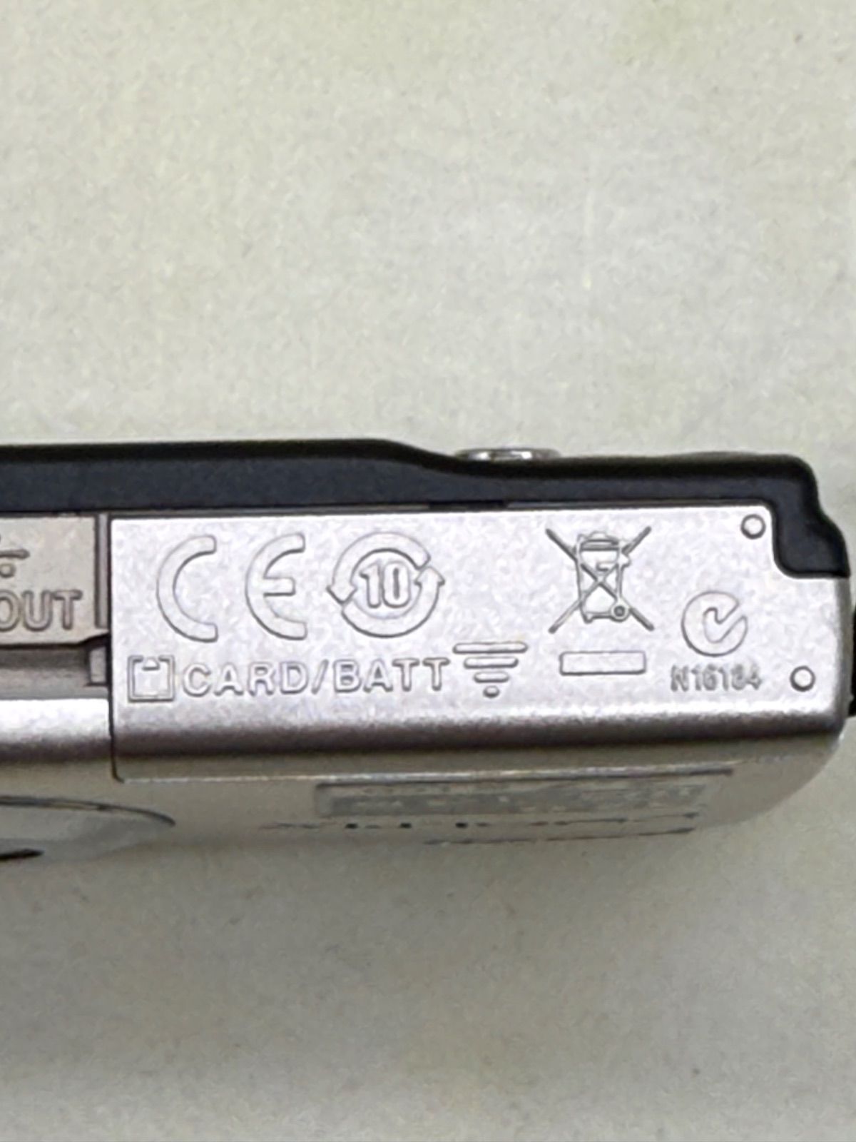 Nikon ニコン COOLPIX S3000 シルバー Nikon COOLPIX S3000 シルバー