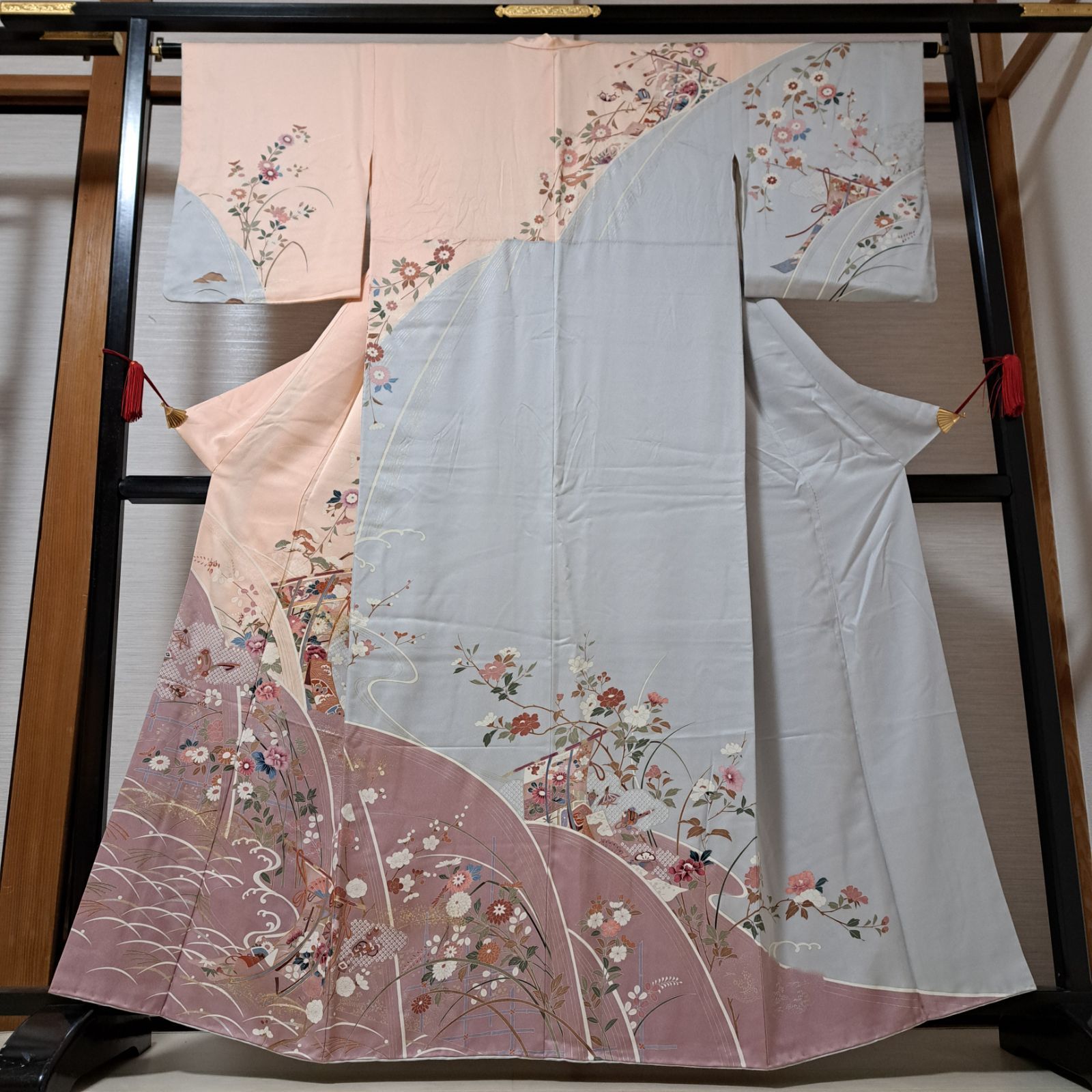 裄64 身丈162 袖49 訪問着 古典柄 グレー ピンク 華やか かわいい 正絹 