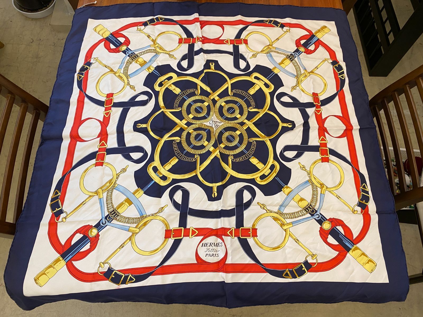 □希少 エルメス HERMES カレ90 エプロン・ドール シルクスカーフ⑱