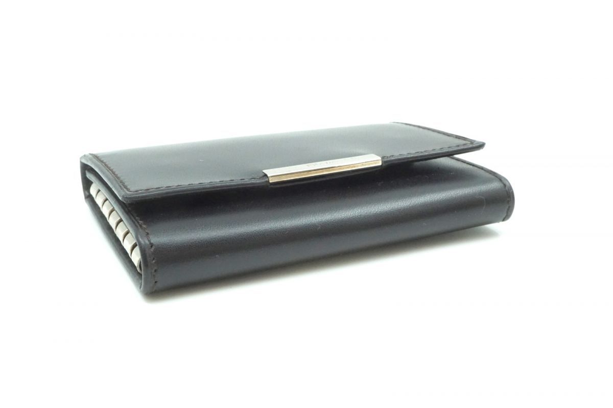 新品☆ヴィヴィアンウエストウッド☆チャーム付きクロコ型押し4連キー 新品☆ヴィヴィアンウエストウッド☆チャーム付きクロコ型押し4連キー