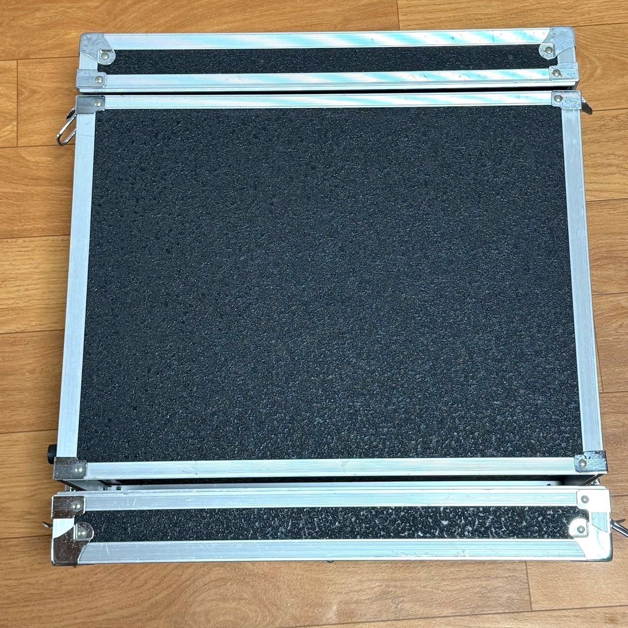 B☆送料無料 4Uラックケース 内寸 38×48×18 cm ネジ付き 外寸 50