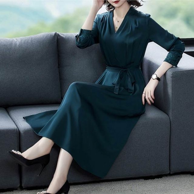 PINKY & DIANNE ◇バイアスボーダープリントボータイワンピース ブルー