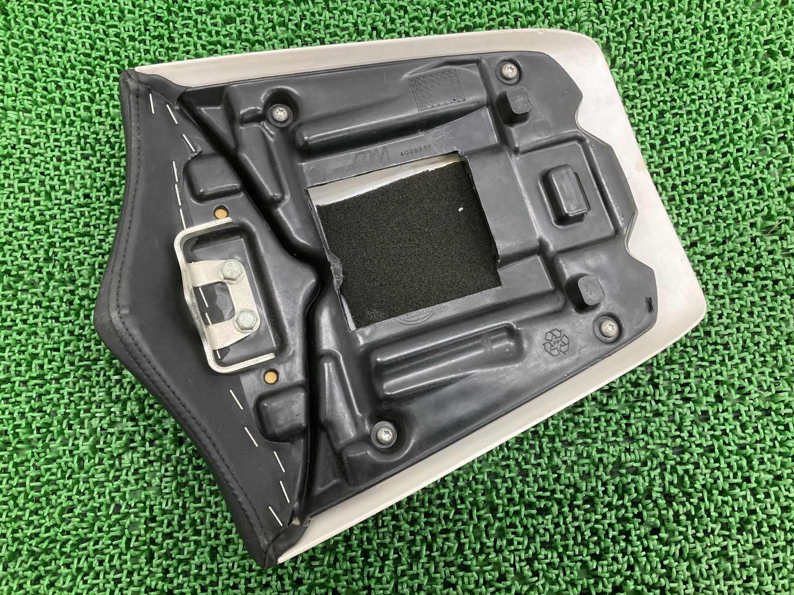 デイトナ675 純正シングルシート トライアンフ純正オプションデイトナ