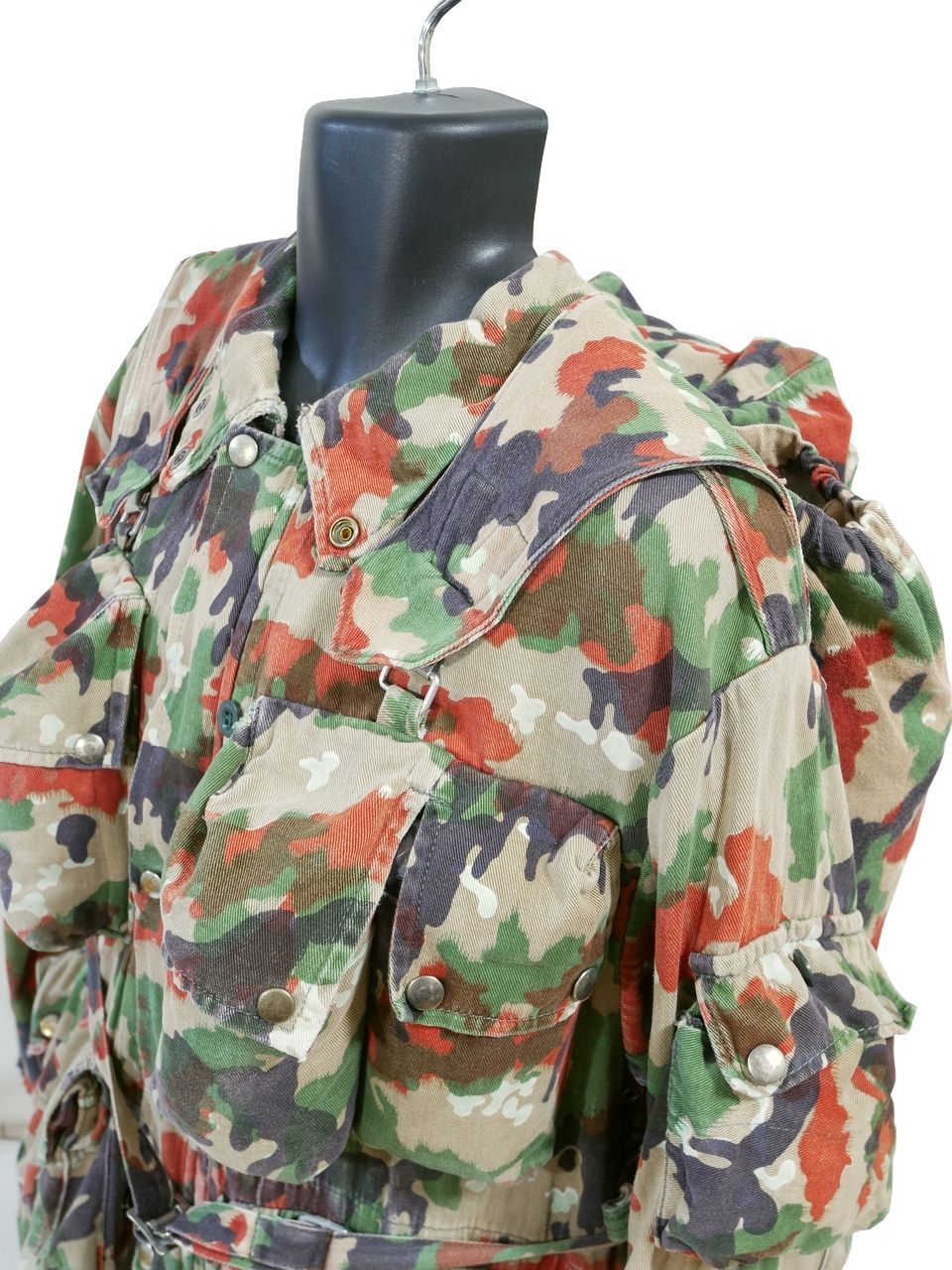 特価 スイス軍 アルペンカモ ジャケット サイズ48 ＋専用バックパック MILITARY 実物 USED スイス軍 M-60 マウンテンジャケット用