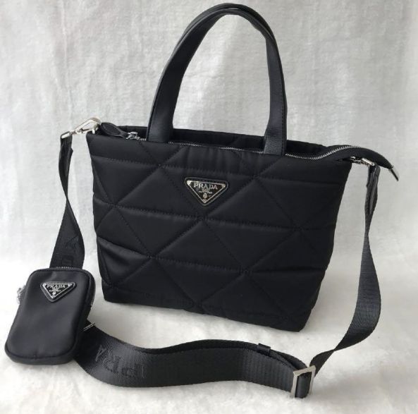 プラダ 新品 スマホホルダー ミニショルダーバッグ - メルカリ 