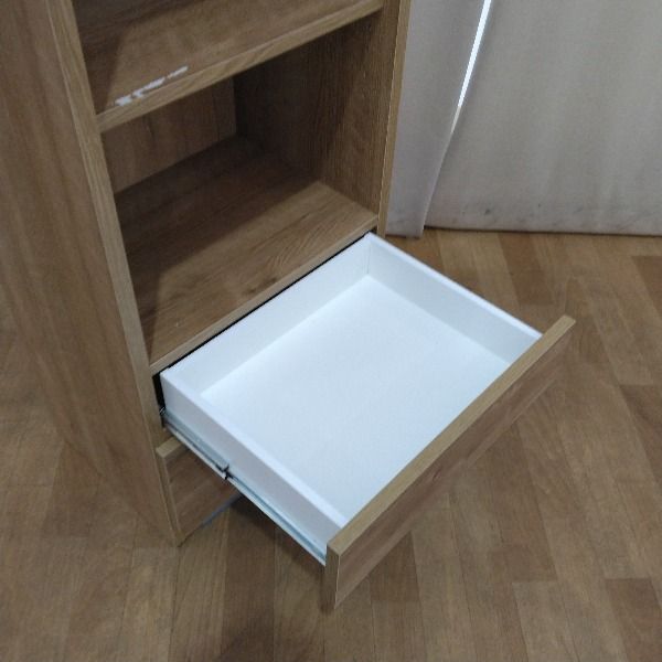ベージュ 天然木調キャビネット