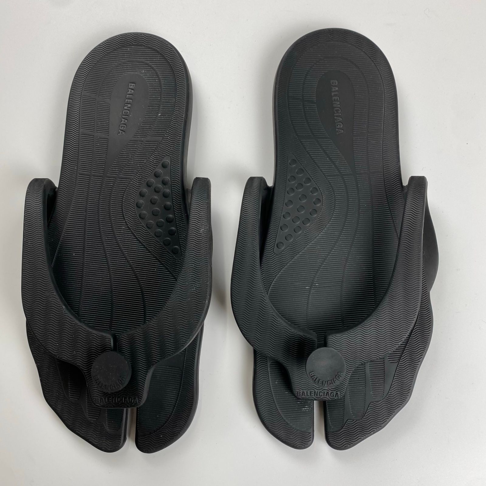 【BALENCIAGA】10mmフェイクシアリングサンダル 8045001058591_1.jpg?v=