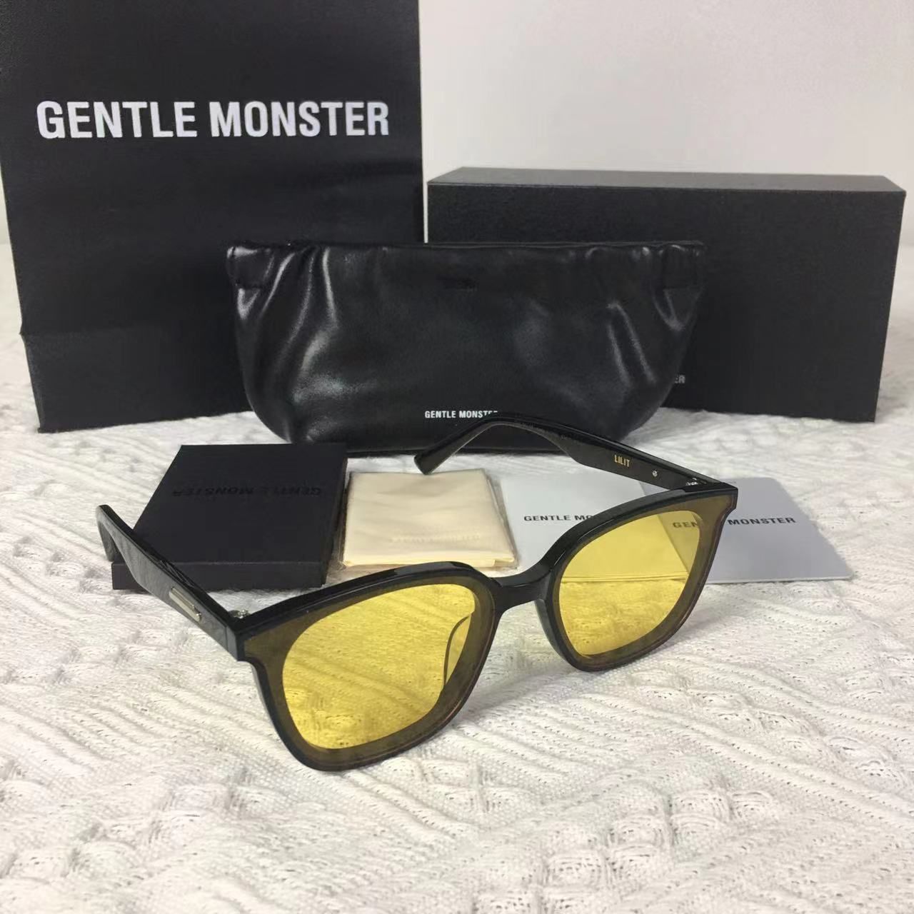 新品  Gentle Monster 2020 シリーズ Lilit 01 OR  サングラス/メガネ