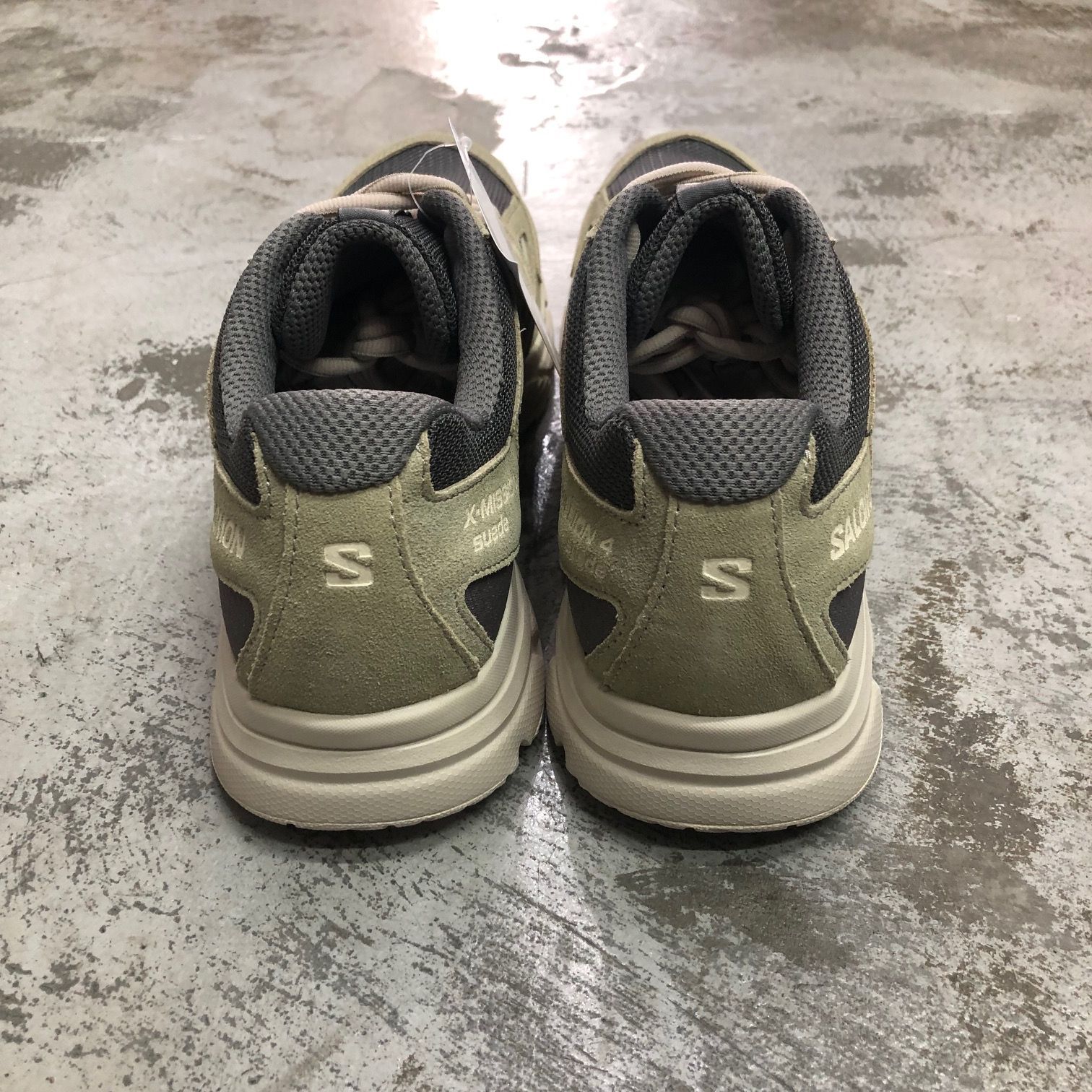 新品 salomon X-MISION 4 SUEDE 471378 スニーカー サロモン 28.5cm