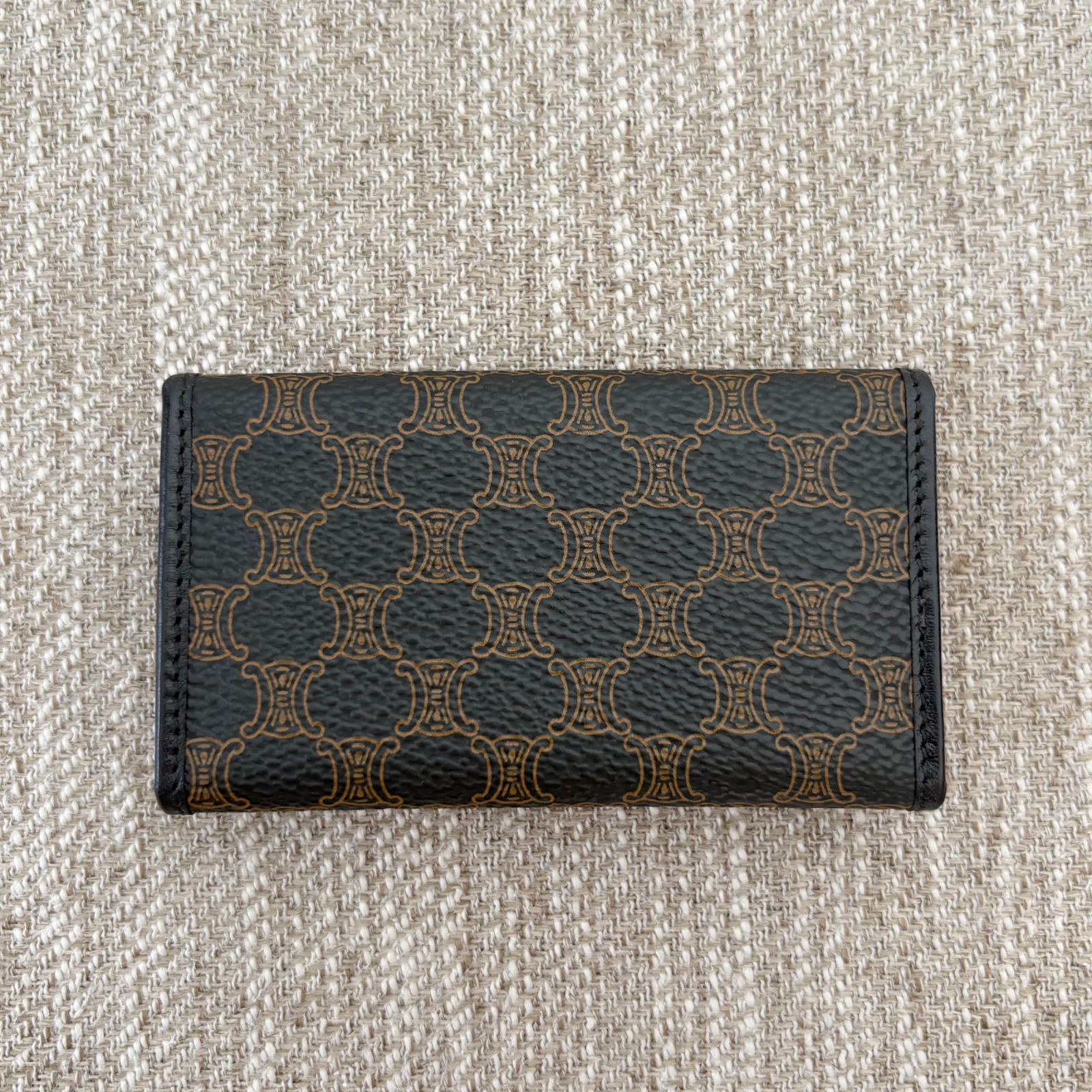 極美品】【箱付き】 セリーヌ 6連キーケース ブラック系