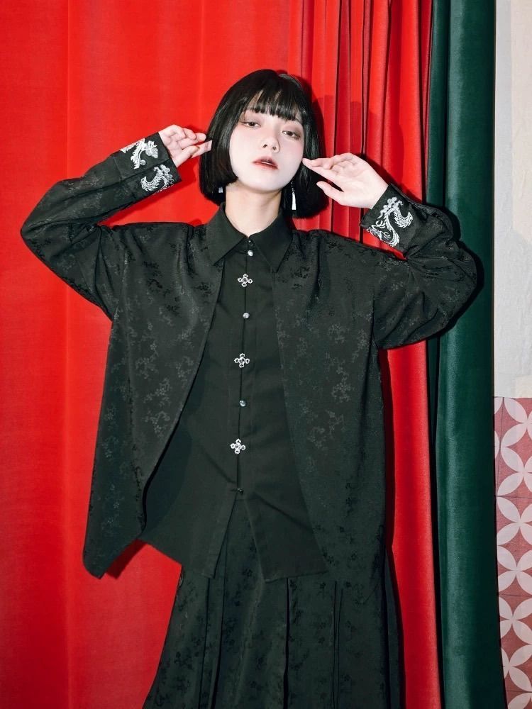 ゴスロリ サブカル ファッション V系 ヴィジュアル 黒 ブラウス 10代 20代 チャイナ風 フェイクレイヤード シャツ 重ね着風 ドラゴン刺繍