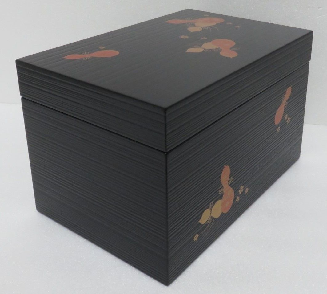 未使用 茶道具 木製 ひさご 弁当 千筋 梅蒔絵 内黒 5客揃え 懐石道具 紙箱 茶道具さくら🌸 木製 瓢蒔絵 黒塗 千筋茶箱揃 瓢蒔絵3点セット