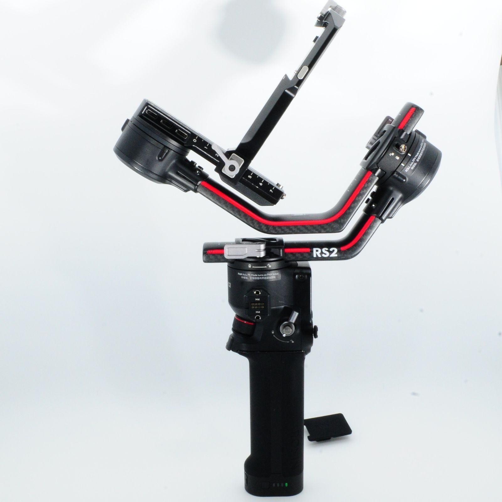 DJI RS2 Proコンボ 3軸手持ちスタビライザー 積載量4.5 kg カーボンファイバー製