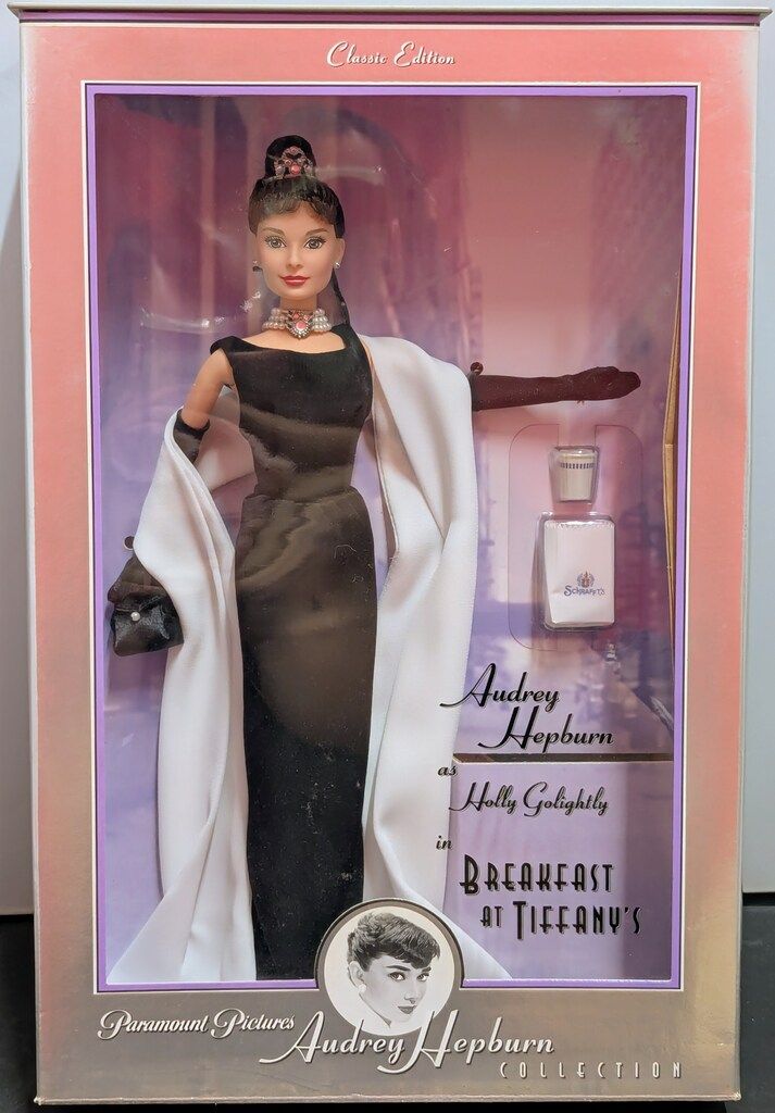 マテル オードリーヘップバーン ティファニーで朝食を ホリー ゴライトリー ブラックドレス