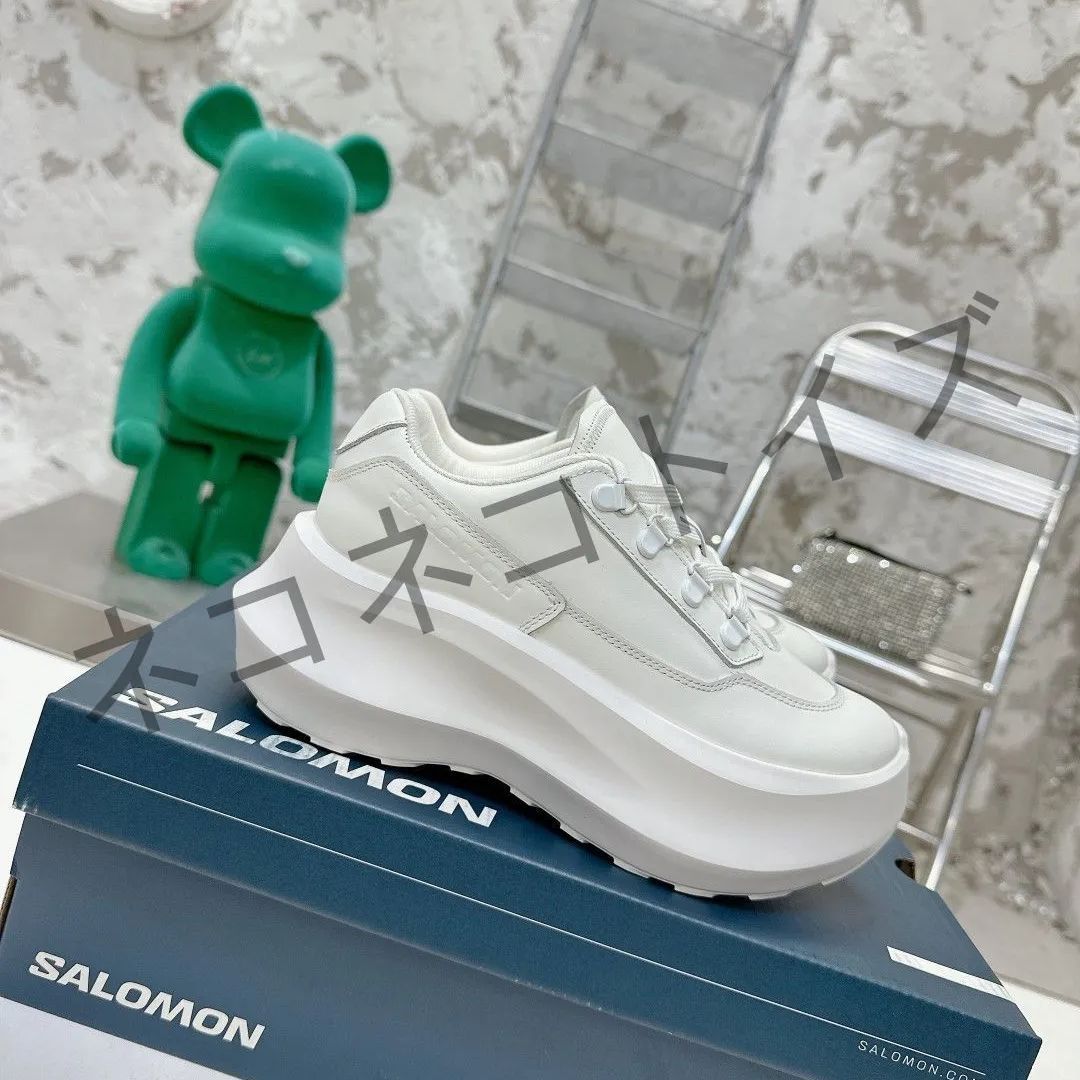 未使用美品 SALOMON  x  CDG   レザーカジュアルシューズ スニーカー レディース 厚底 箱付 White