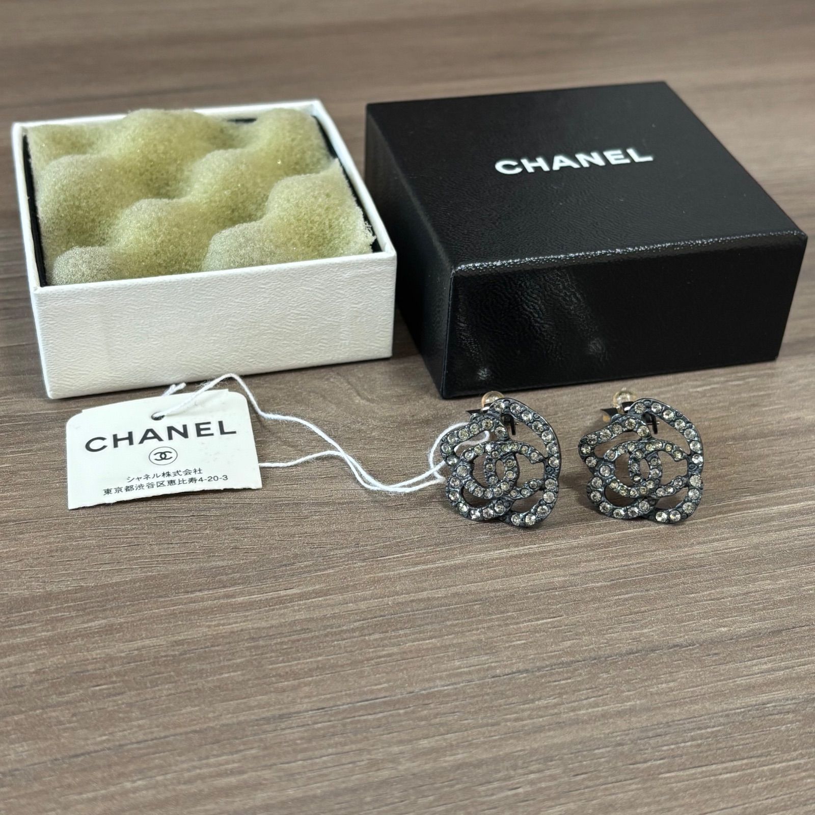 CHANEL シャネル イヤリング ココマーク ラインストーン 普段使い