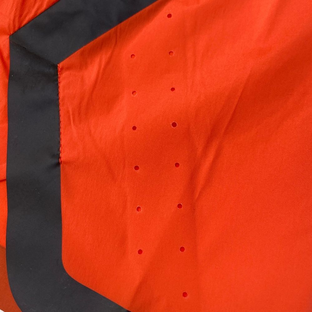 PGGパーリーゲイツ ナイロンスカート オレンジ×黒 ビッグロゴ ウエスト