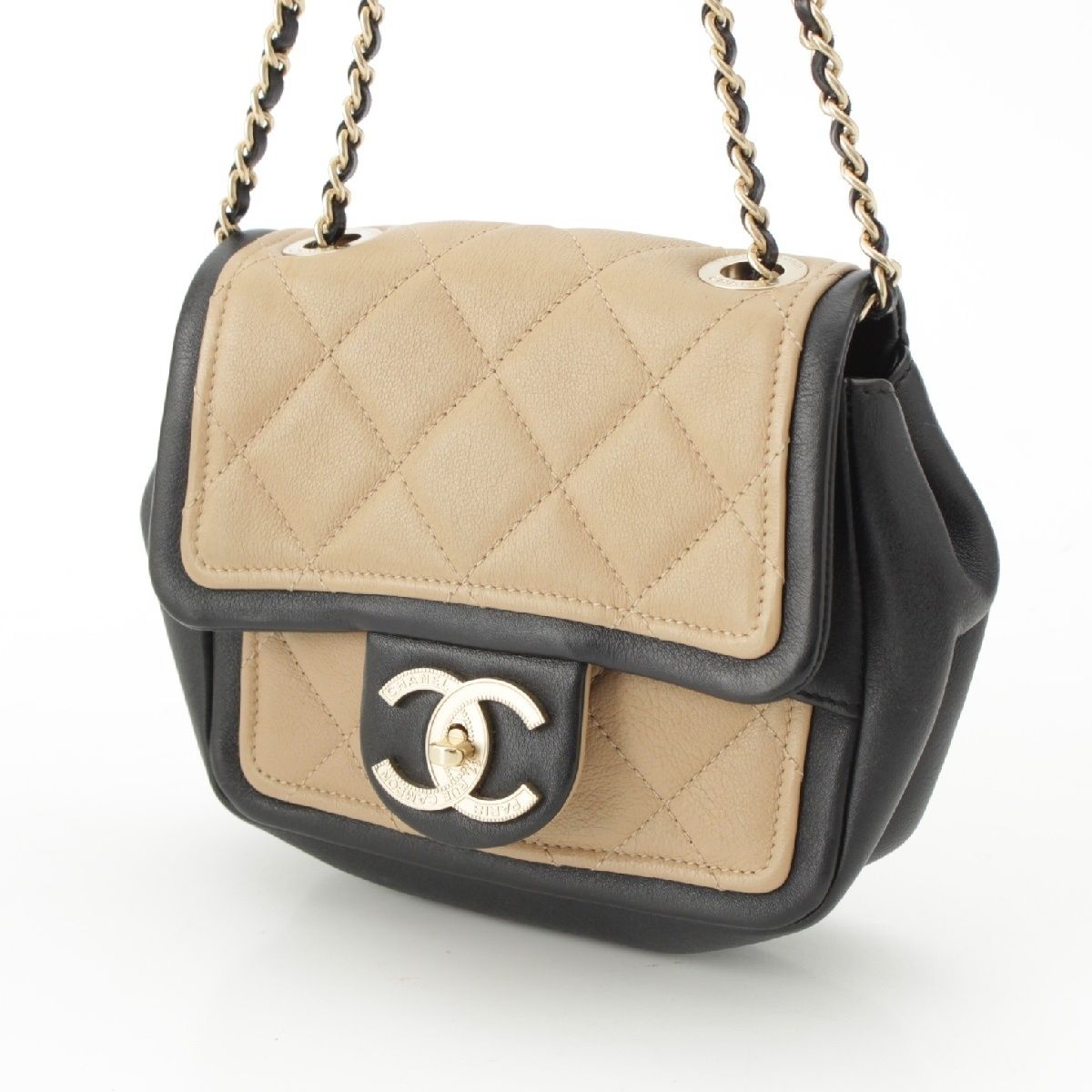 CHANEL ショルダーバッグ A92210 シャネル 19番台 ラムスキン ミニ マトラッセ チェーン