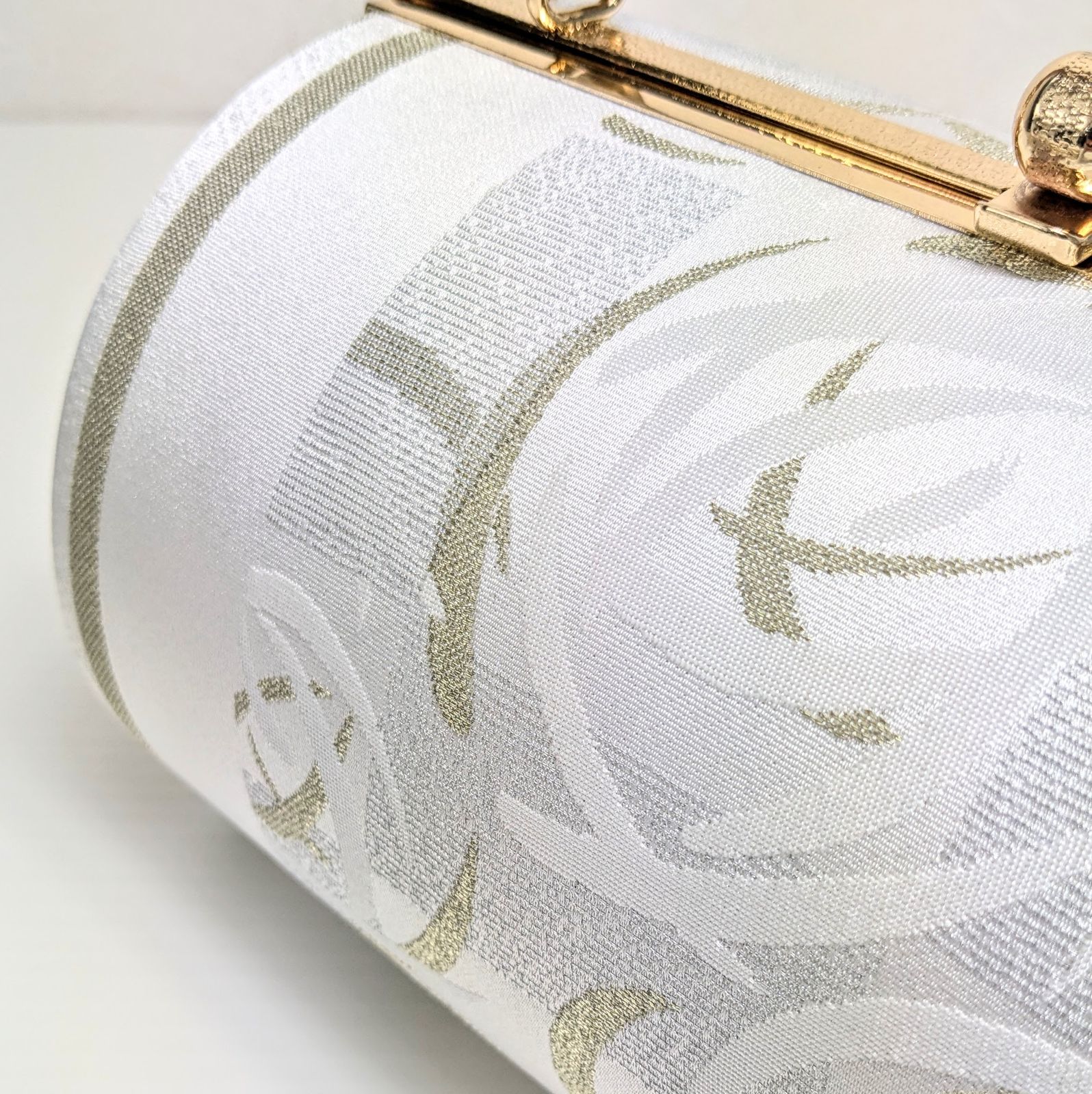 和装 草履バッグセット 帯地 白×金 3枚芯 フリーサイズ k19-14 和装 草履バッグセット 帯地 白×金 3枚芯 フリーサイズ k19-14