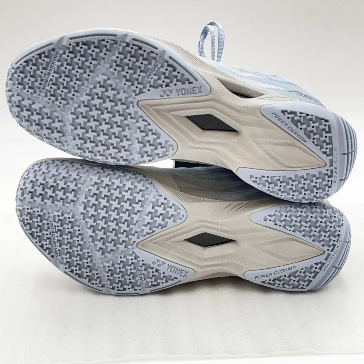 未使用】ヨネックス POWER CUSHION AERUS Z WIDE パワー 未使用】ヨネックス POWER CUSHION AERUS Z WIDE パワー