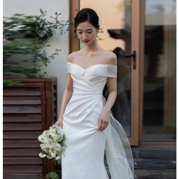 ウェディングドレス