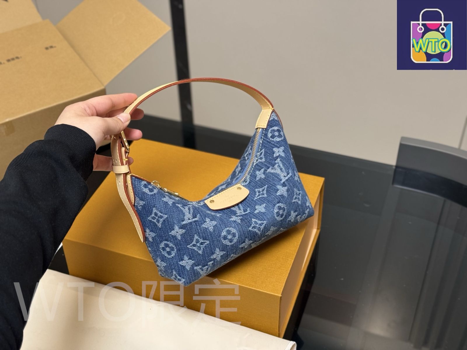 今日 Lv New Denim Bento Bag デニム ベントバッグ -WT0輸入