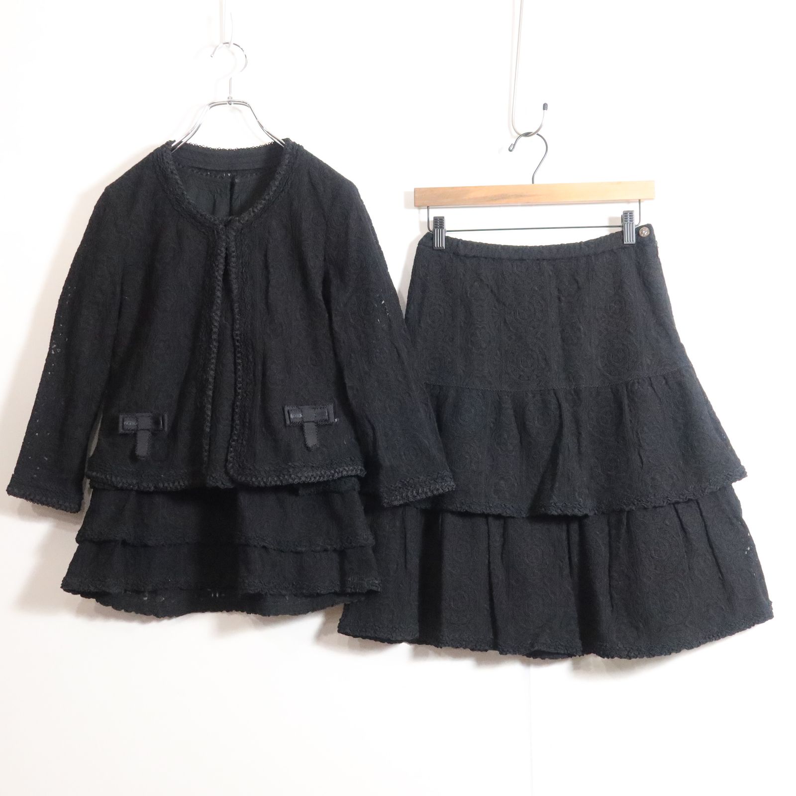 インゲボルグ☆三点セット！ジャケット&ブラウス&スカートサイズ9 黒系