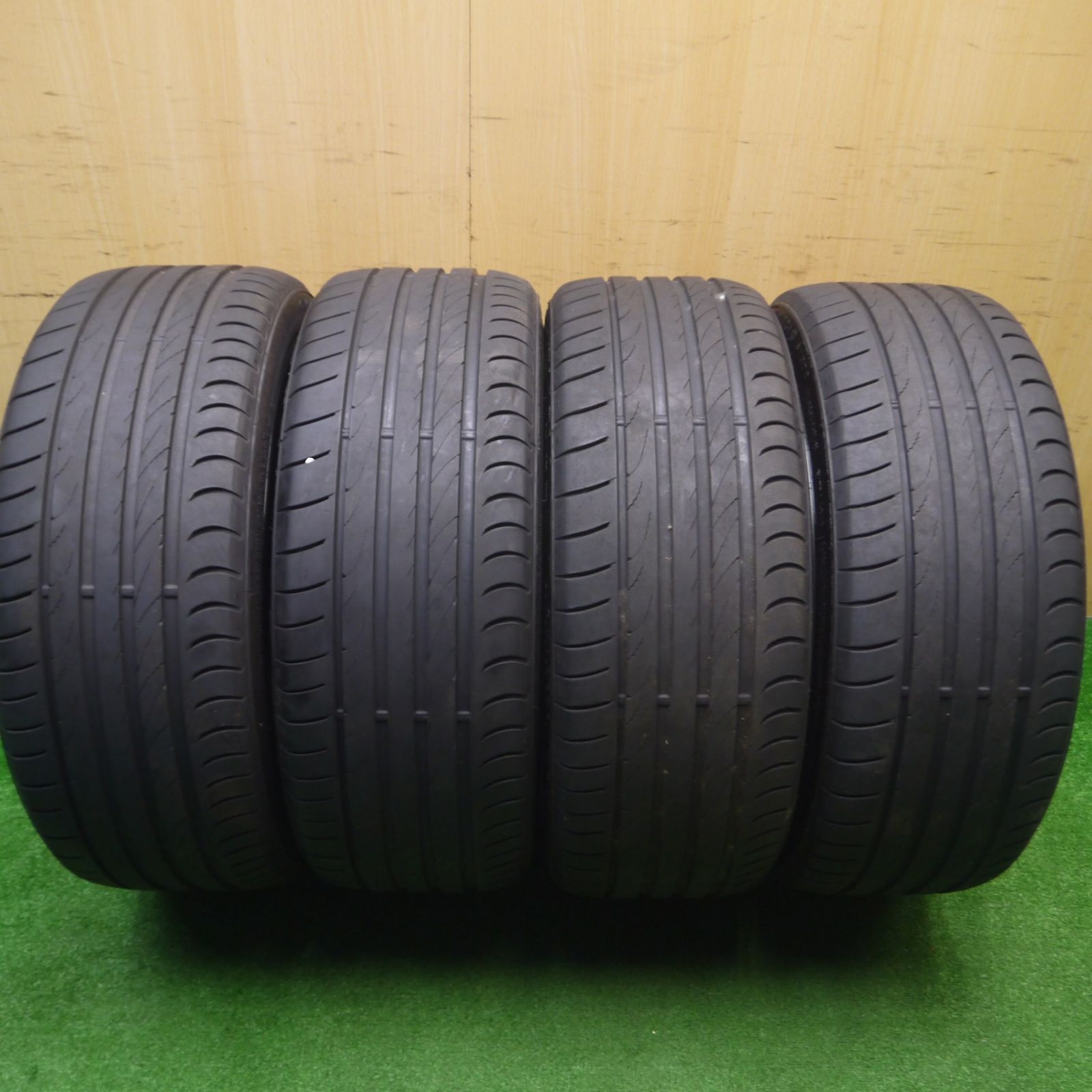 送料無料* バリ溝！22年！キレイ！8.5分☆RAYS HOMURA 2X9 245/35R20