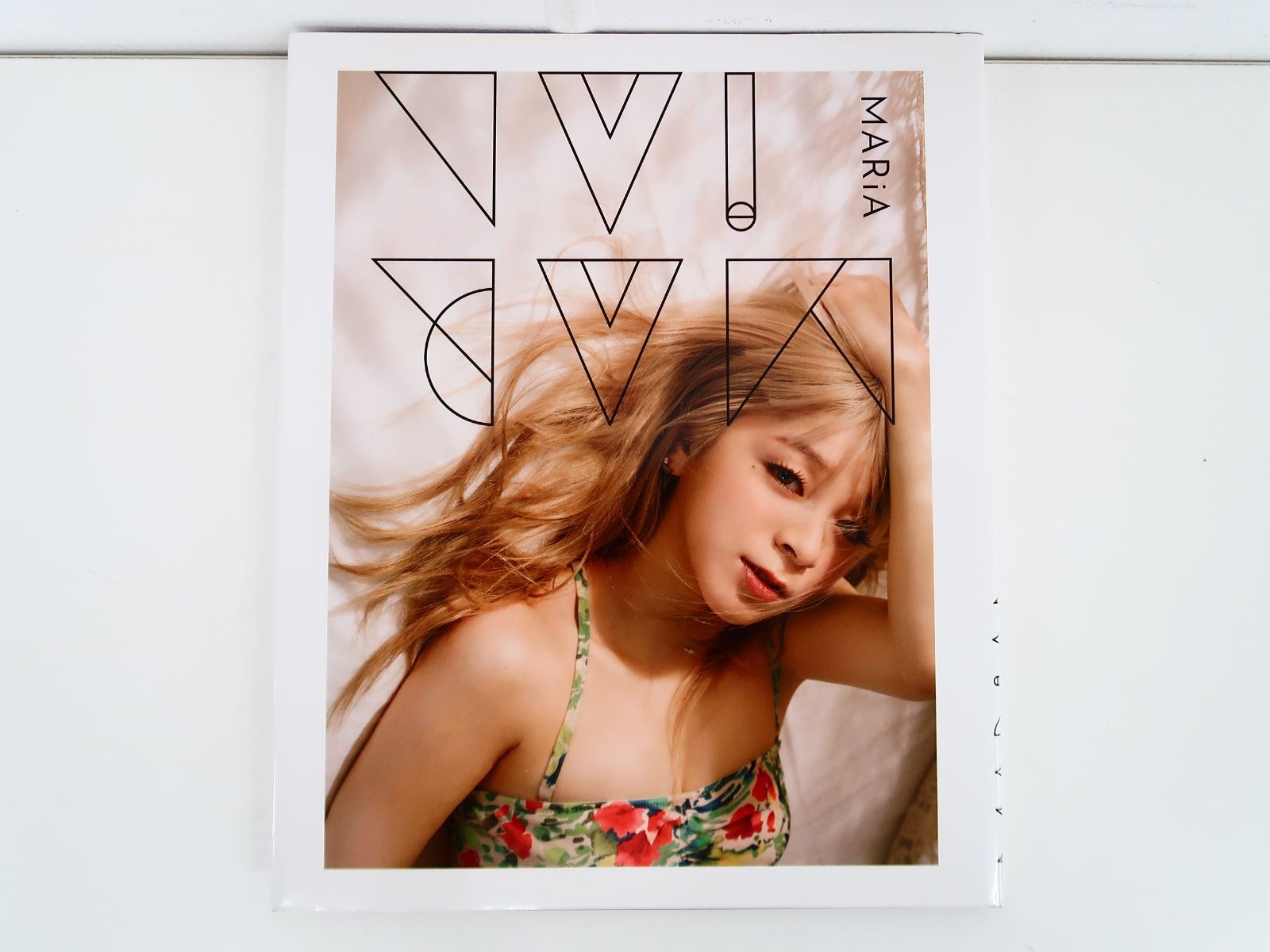 MARiA 1stフォトブック 『 MARiAL』写真集サイン入り Amazon.com: JAPANESE POP IDOL MARiA (GARNiDELiA) 1st PHOTO