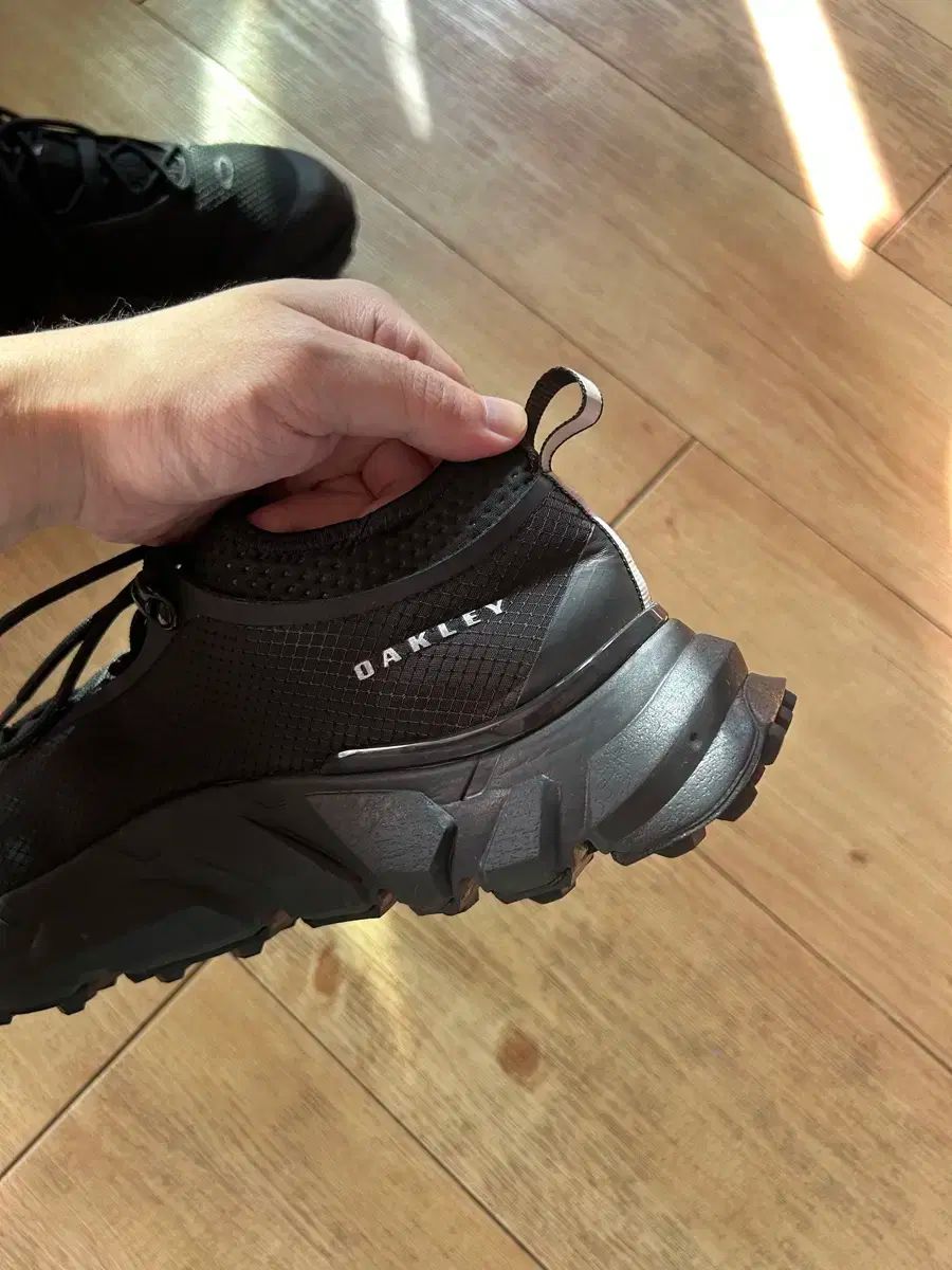  オークリー ライト シールド 02 Y 登山靴 トレッキングシューズ アウトドアシューズ