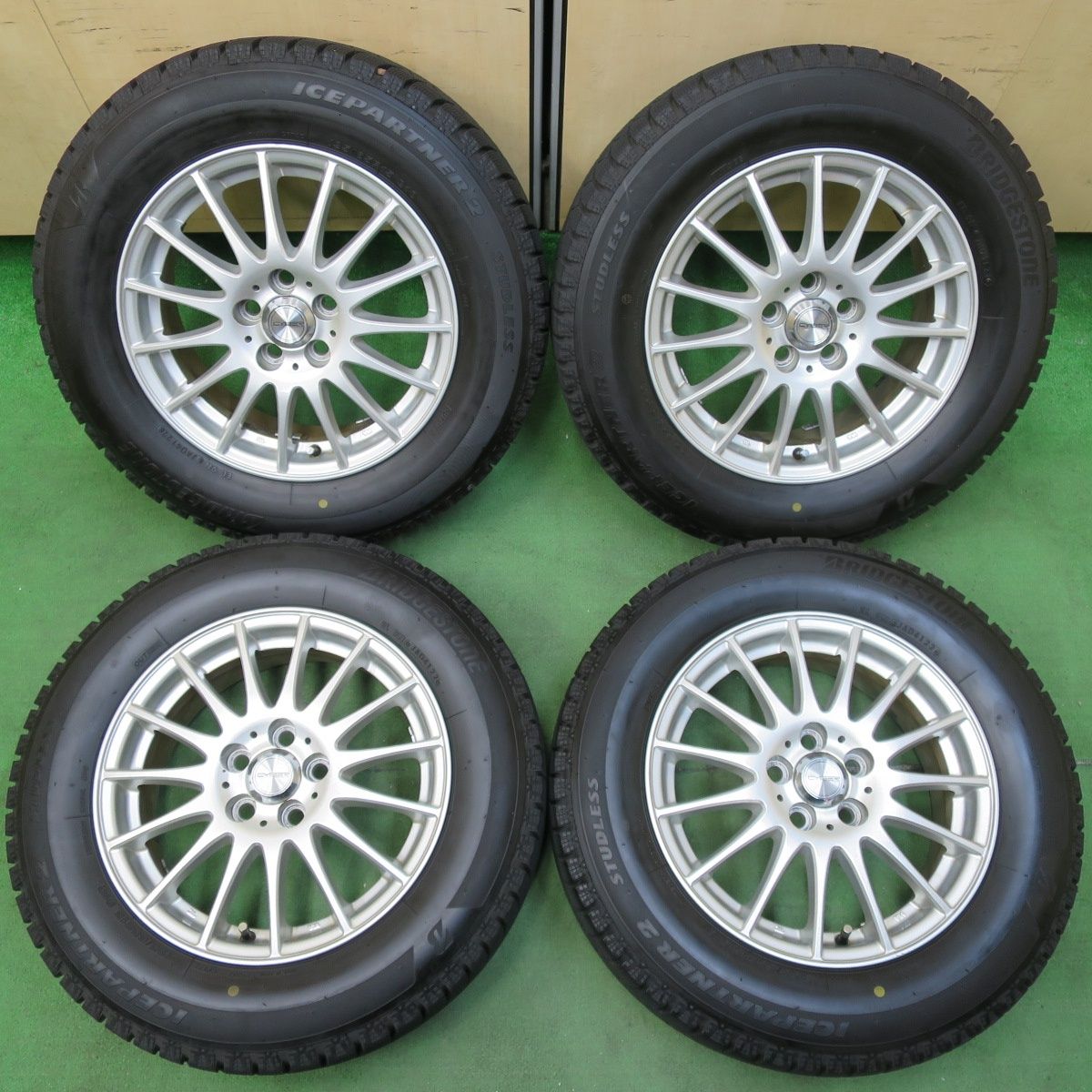 バリ溝 美品 22年製 ブリヂストン スタッドレスタイヤ 195/65R15 Shop