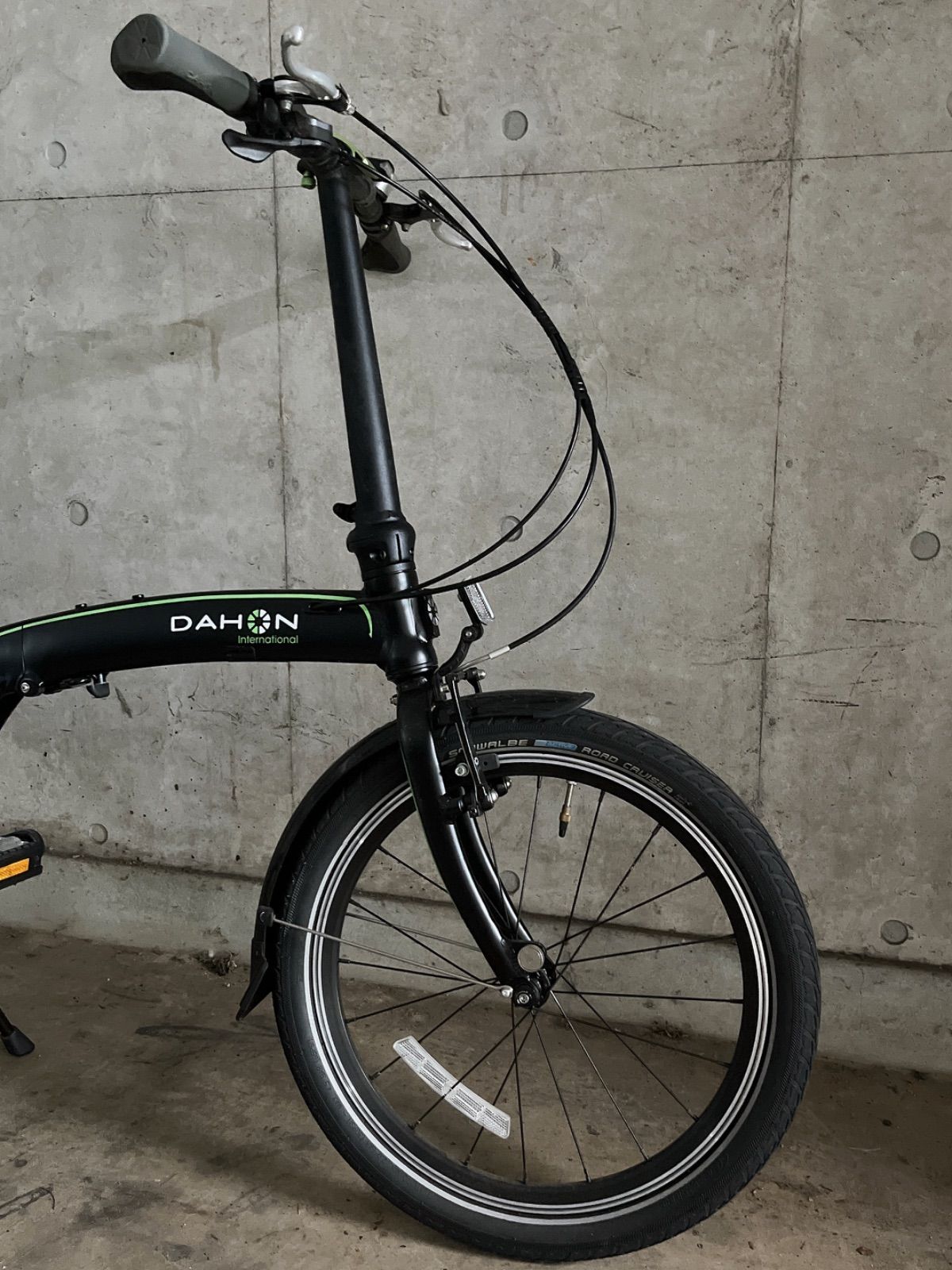 DAHON Qix D8 - メルカリ