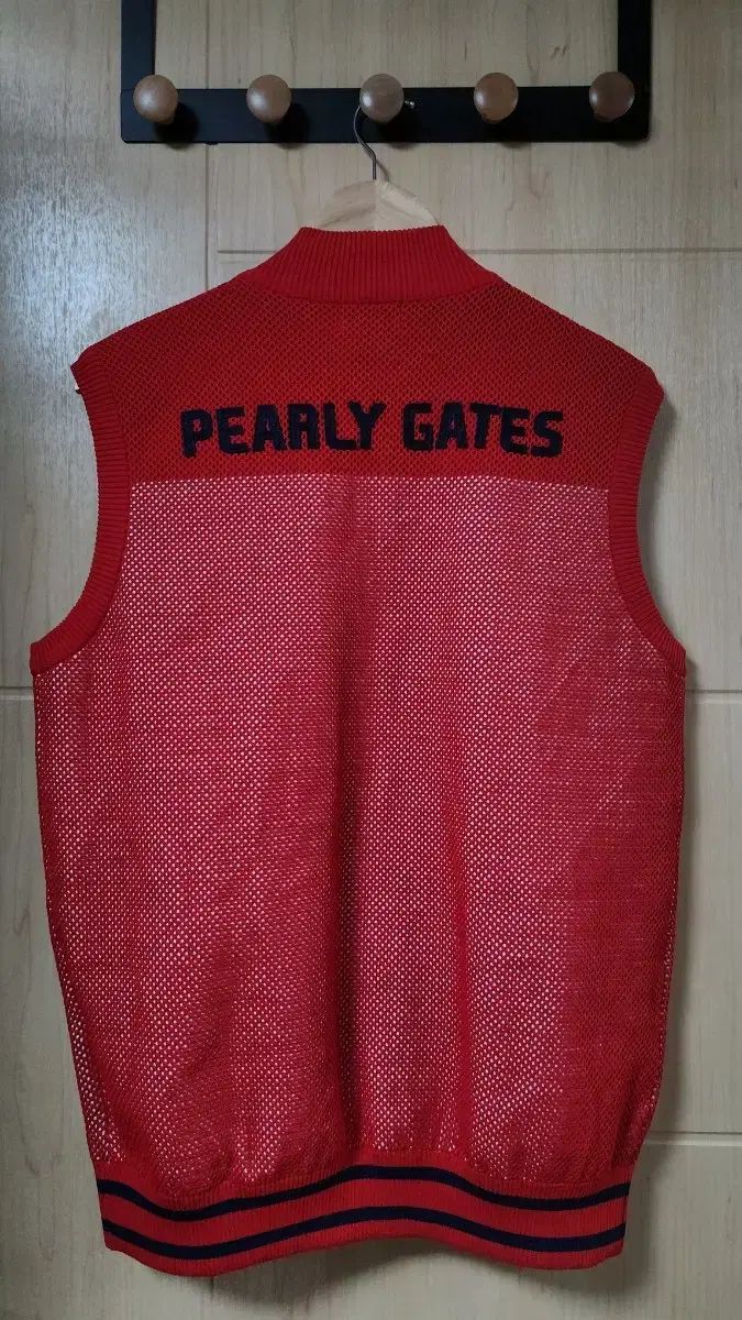 GATES