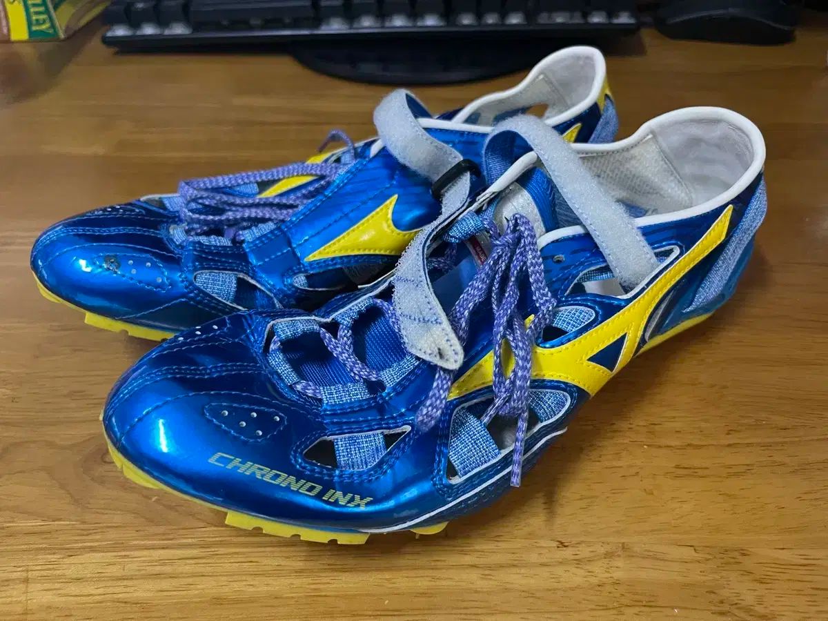 高品質 スパイクシューズ