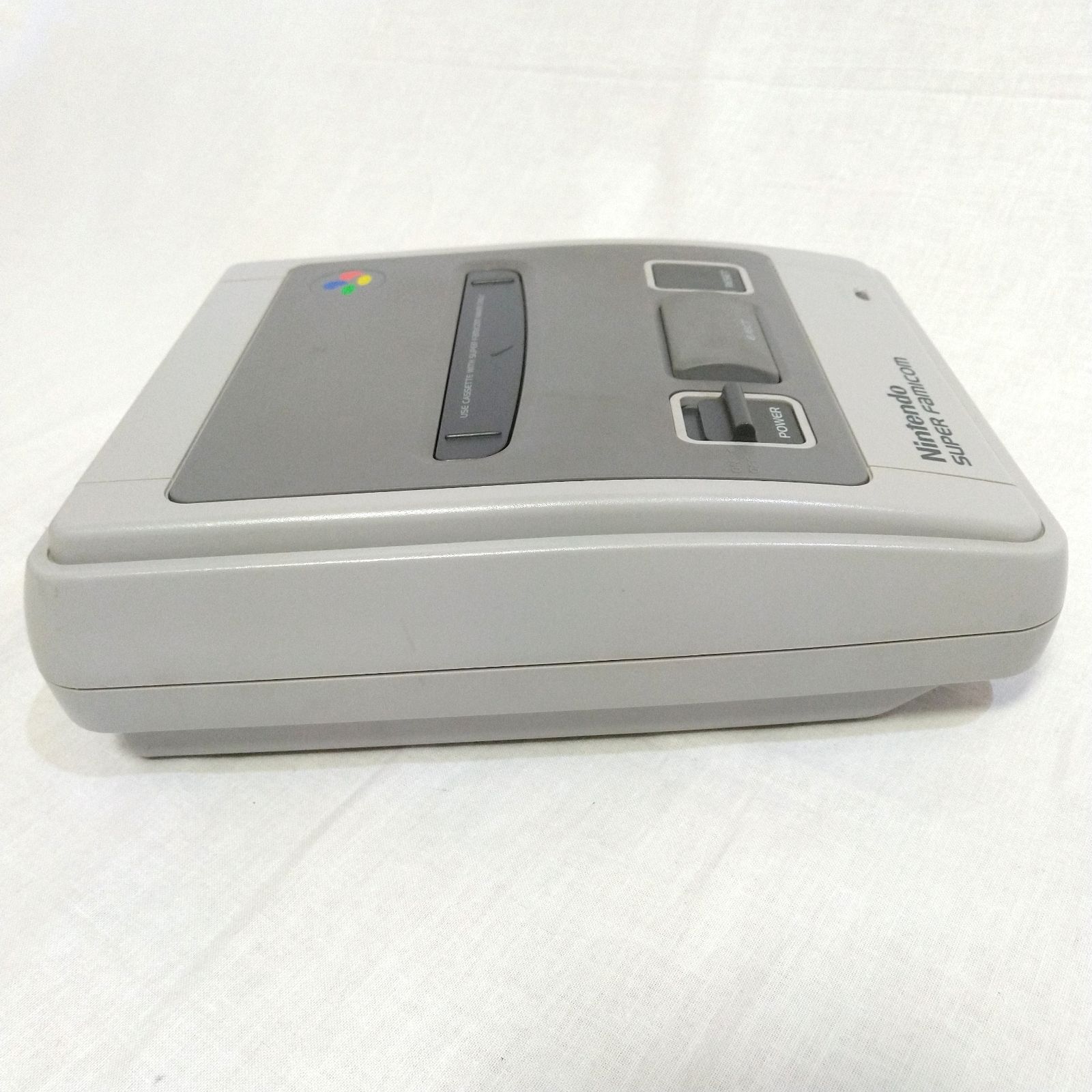 SFC　スパーファミコン 1-Chip基板本体　綺麗です 1Chipスーパーファミコンの型番による本体の見分け方シリアル番号を