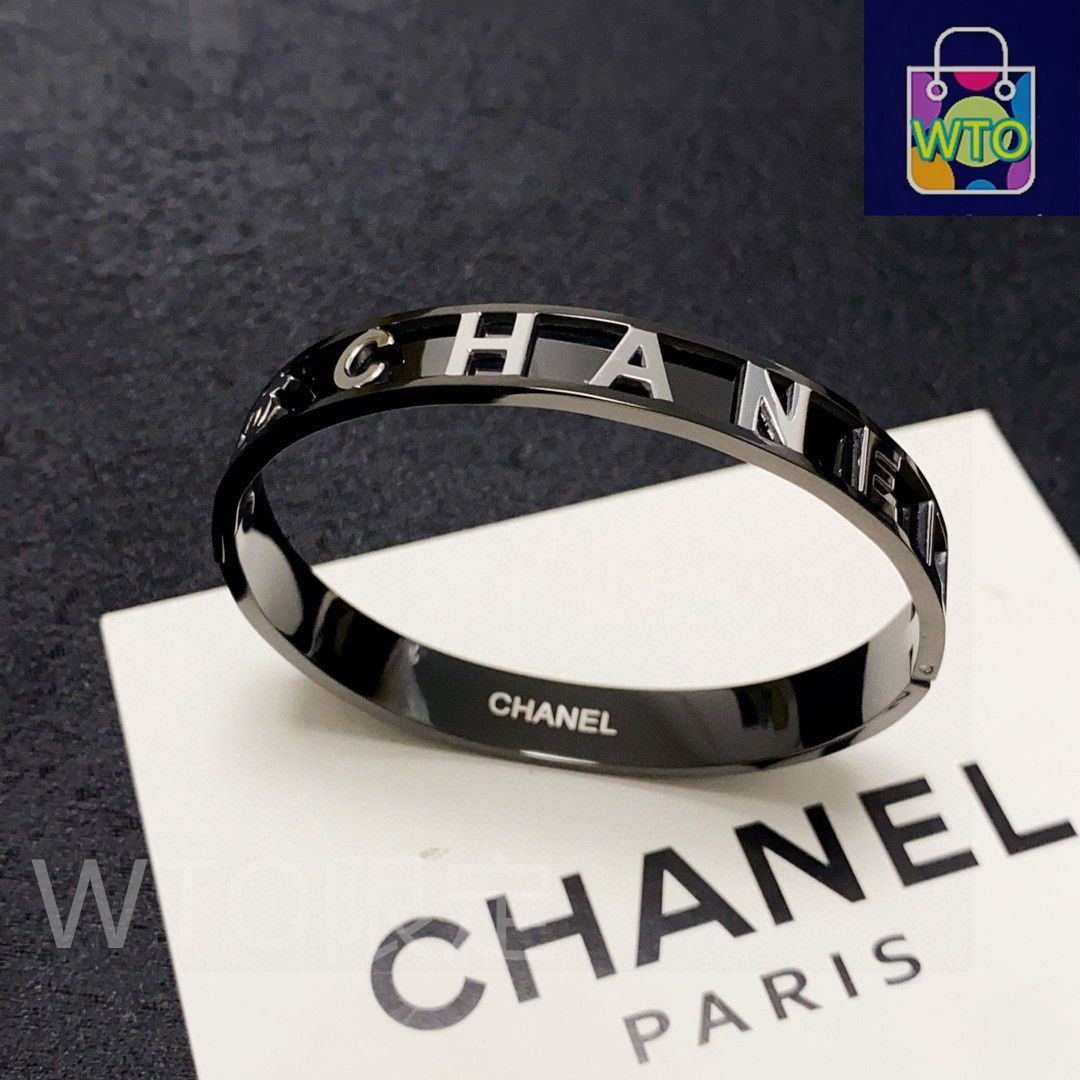 今日特価】Chanel シャネル ナロー エングレーヴ カーボン