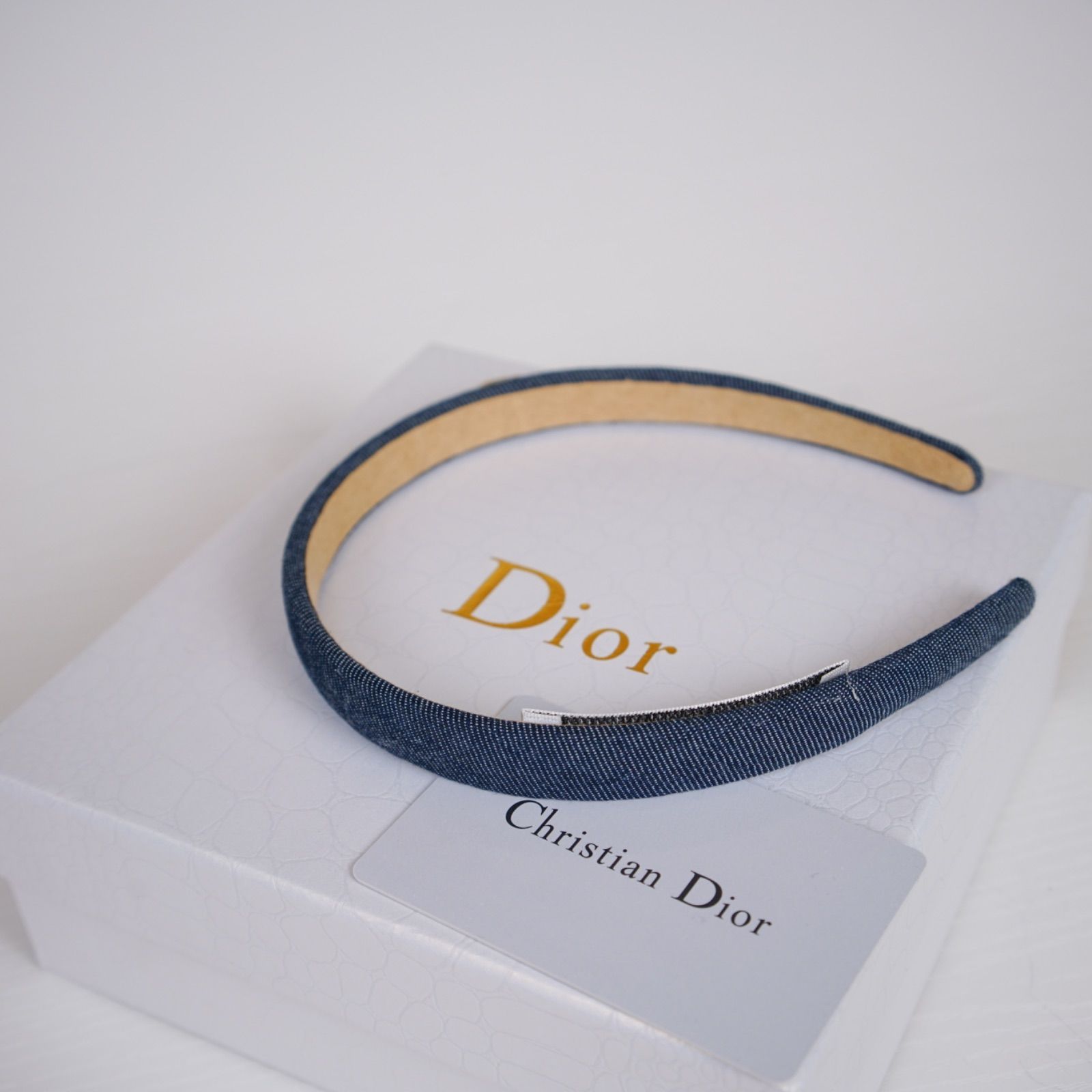 新品 ディオール DIOR カチューシャ - メルカリ