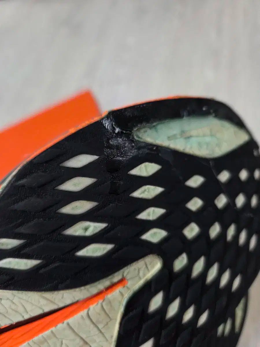 ナイキ ストリックフライ