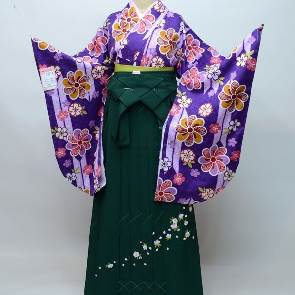 二尺袖 着物 袴フルセット 黒色 豪華絢爛 袴変更可能 卒業式に NO22775 二尺袖 着物 袴フルセット 黒色 豪華絢爛 袴変更可能 卒業式に