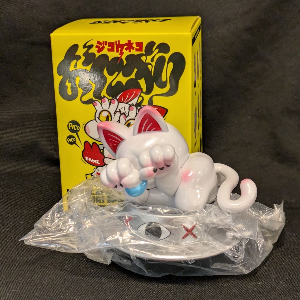 【きれいめファッション51選】上品さと清潔感をキープし GRAPE SLEEP BOX BLIND ジゴクネコおにぎり TOY BOX EYE X BRAIN その他
