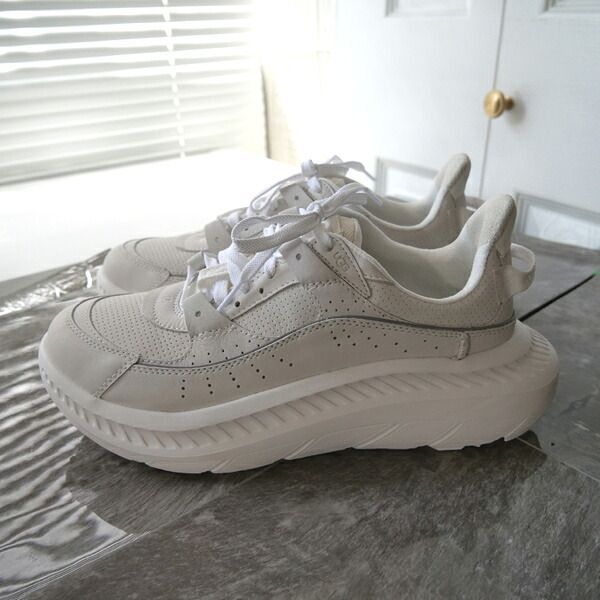 新品□正規品□送料無料□ギフト包装無料】UGG アグ CA805 V2 ヌバック