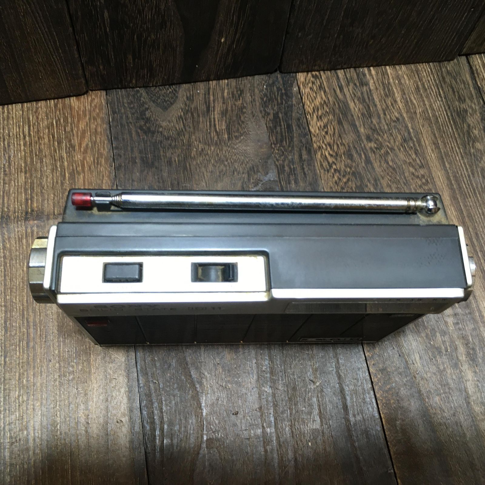 動作品　SONY ソニー ラジオ ICF-110 美品　中古　昭和　レトロ Yahoo!オークション -「ラジオ sony icf-110」の落札相場・落札価格