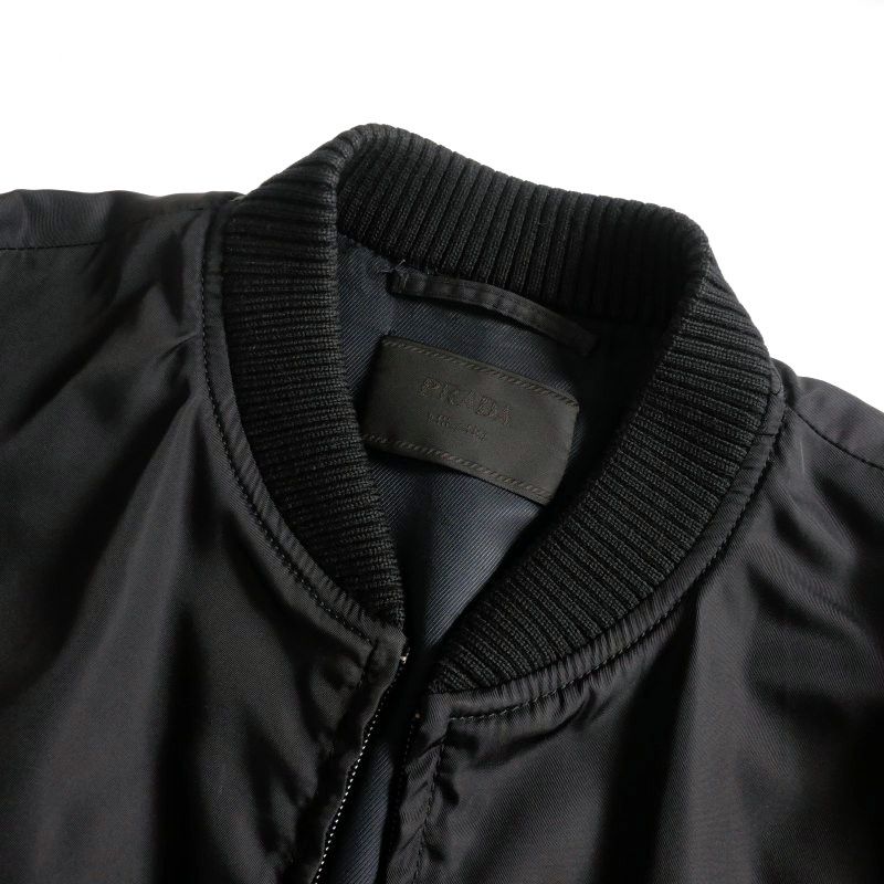 PRADA トライアングルプレート MA-1 ナイロンジャケット　UGY163 プラダ PRADA トライアングルプレート MA-1 ナイロンジャケット