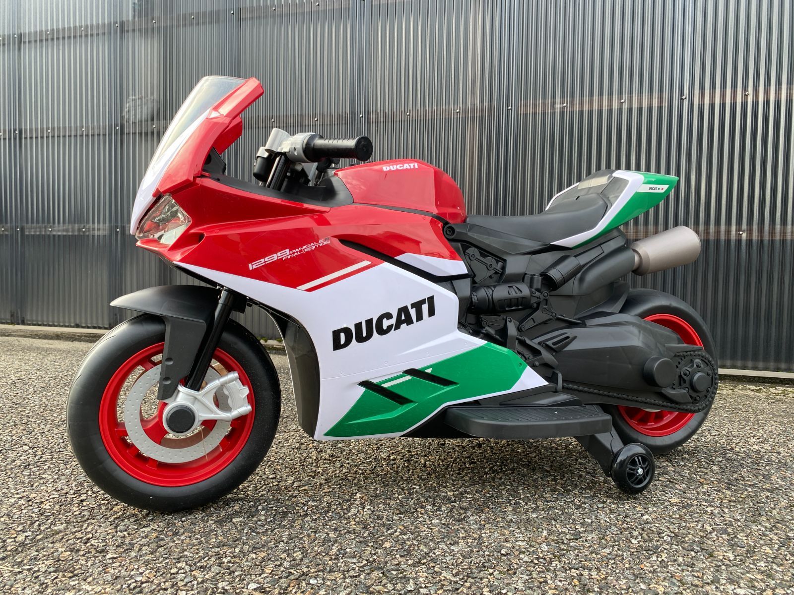 アウトレット DUCATI バイク 乗用玩具 オートバイ 電動バイク №127