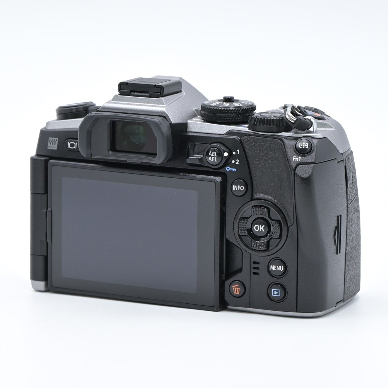 OM-D
